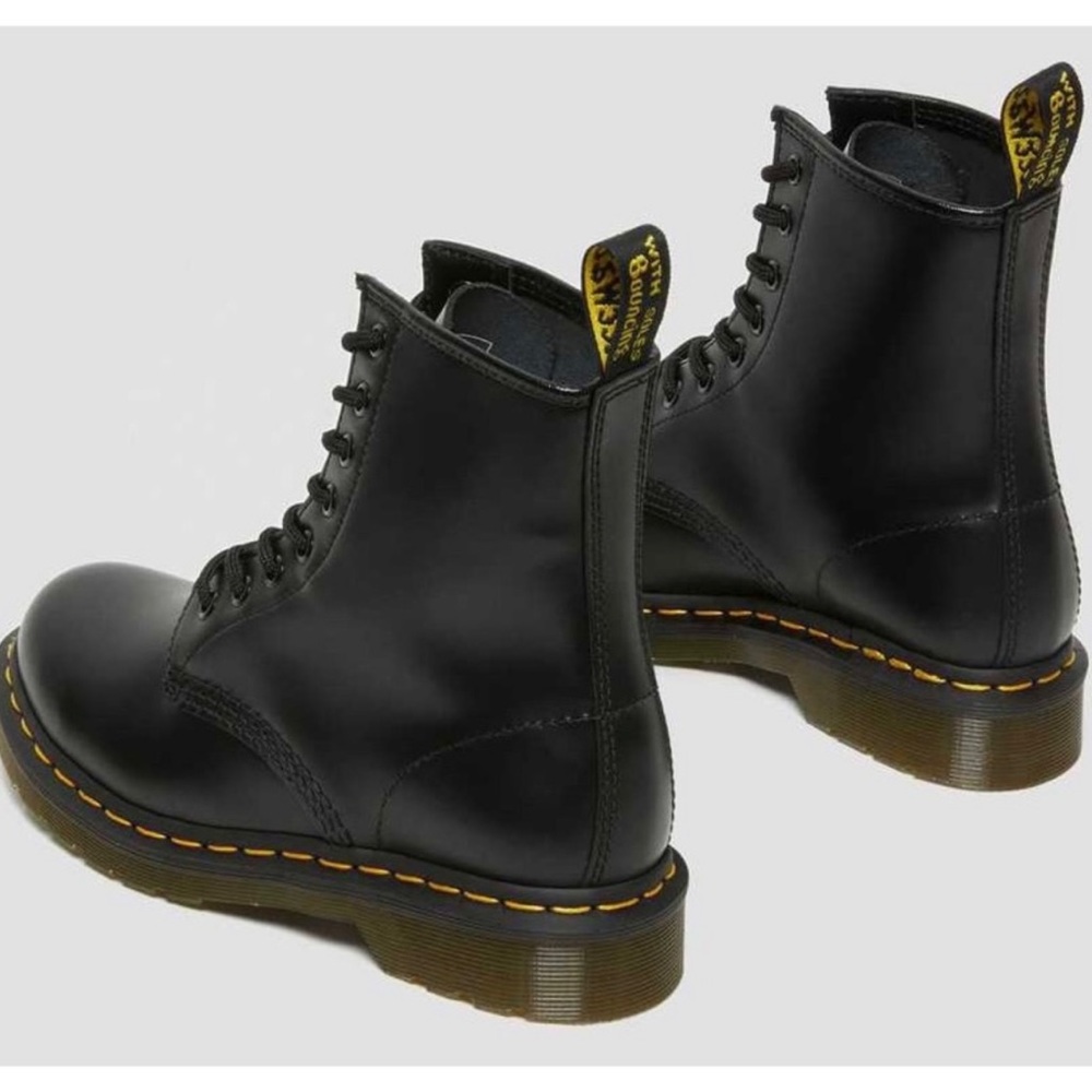 Dr. Marten’s 1460 Smooth Leather Combat Boots
